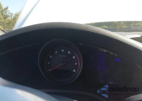 2021 Porsche Cayenne z USA, uszkodzony, nr VIN WP1AA2AY1MDA00684